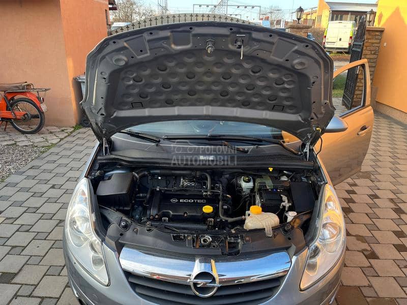 Opel Corsa D 1.2 16v