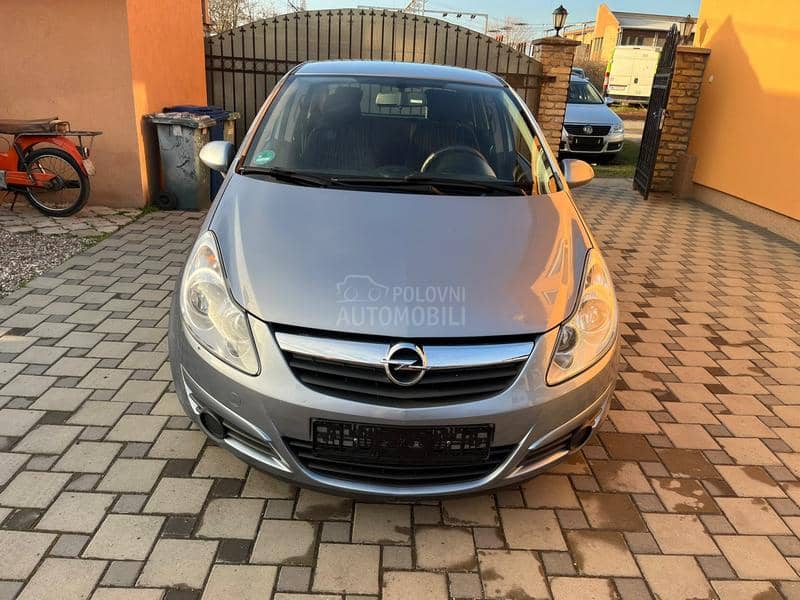 Opel Corsa D 1.2 16v