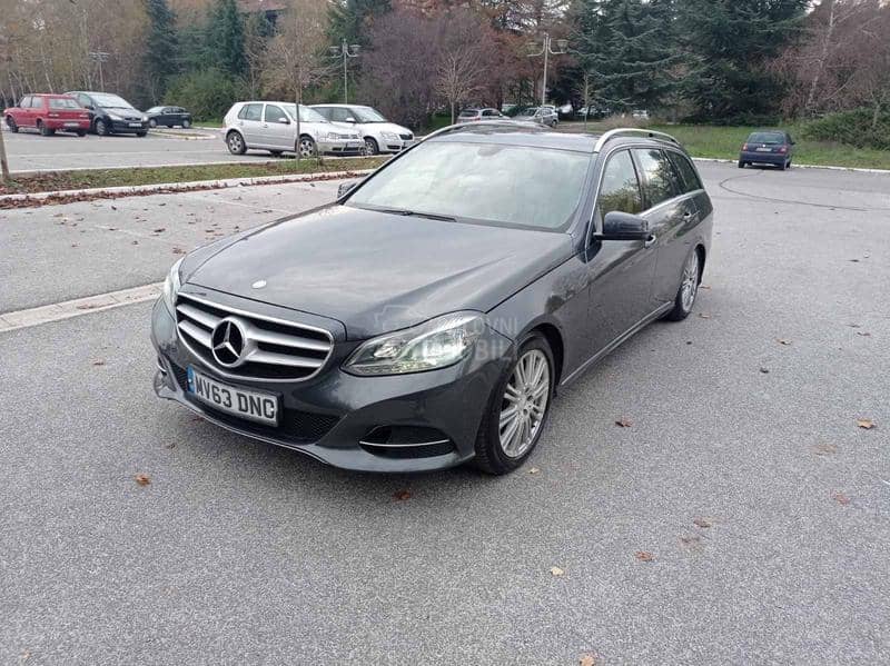 Mercedes Benz E 220 CDI  SE