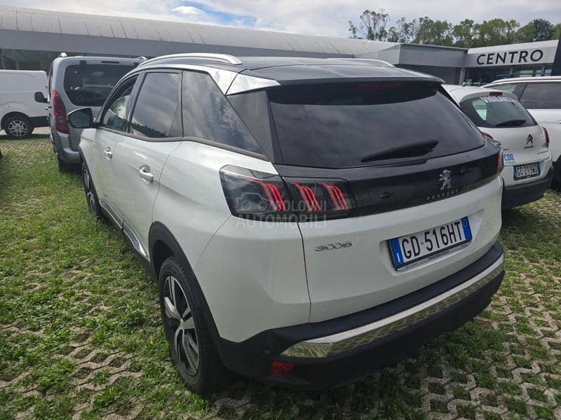 Peugeot 3008 1.5d NOV/NAV ALLURE