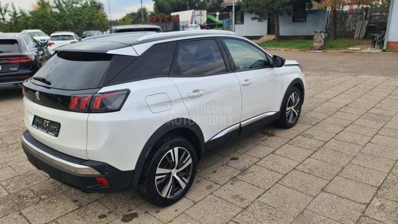 Peugeot 3008 1.5d NOV/NAV ALLURE