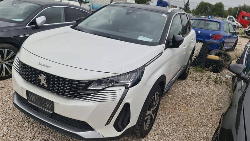 Peugeot 3008 1.5d NOV/NAV ALLURE