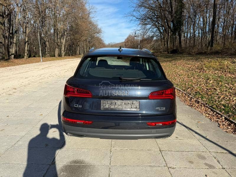 Audi Q5 2,0TDI QUATTRO