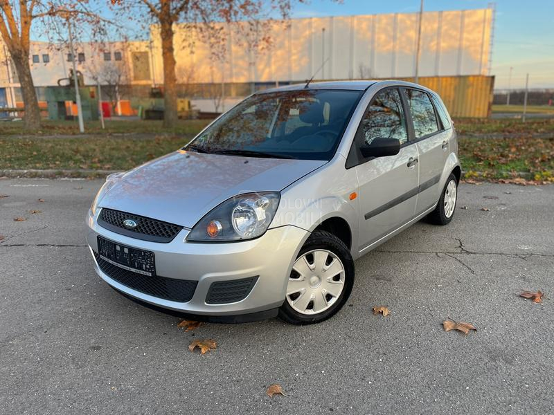 Ford Fiesta 1.3 8V B E N Z I N