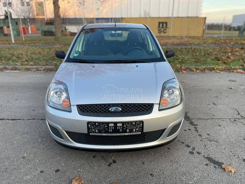 Ford Fiesta 1.3 8V B E N Z I N