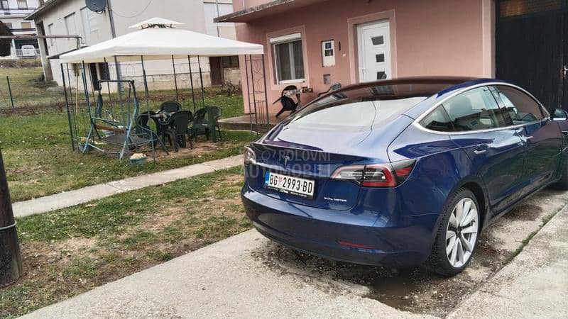 Tesla Model 3 long range