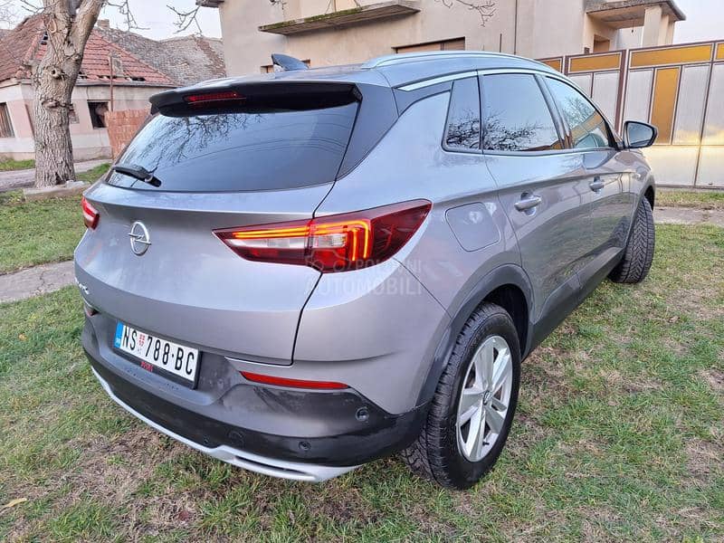 Opel Grandland X 1.5 HDI