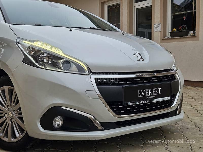 Peugeot 208 1.6 HDi PERLA ALLURE