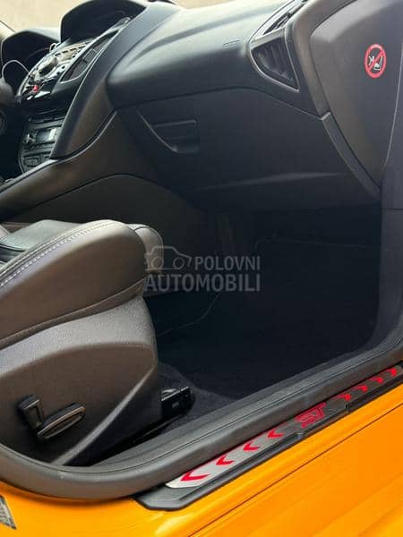Ford Focus ST