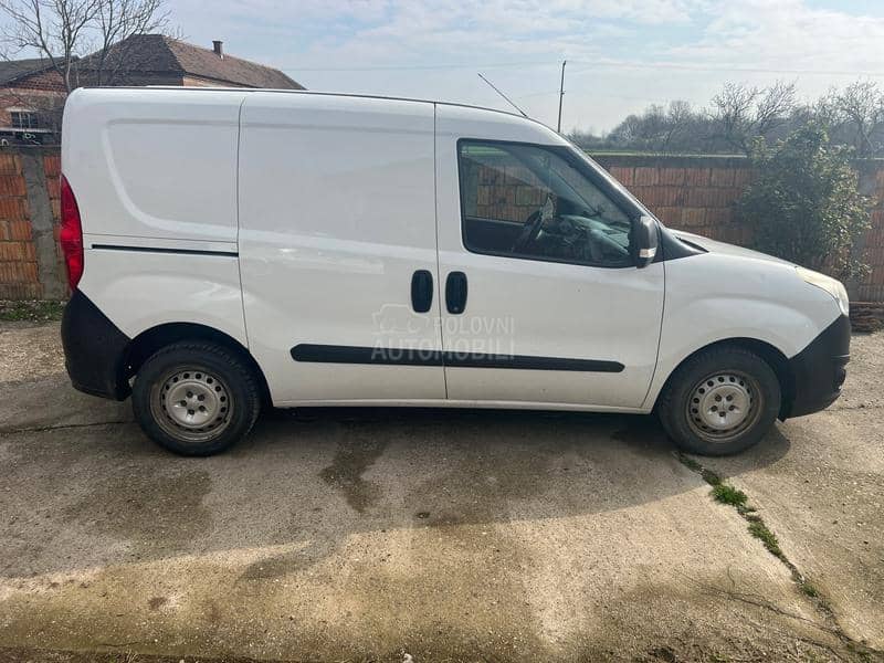 Opel Combo PRVI VLASNIK