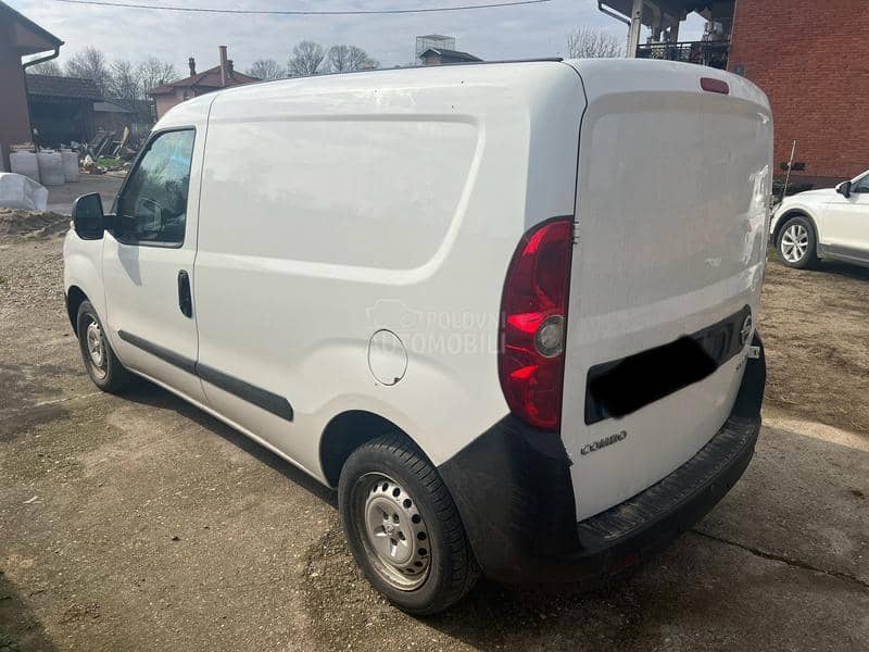 Opel Combo PRVI VLASNIK