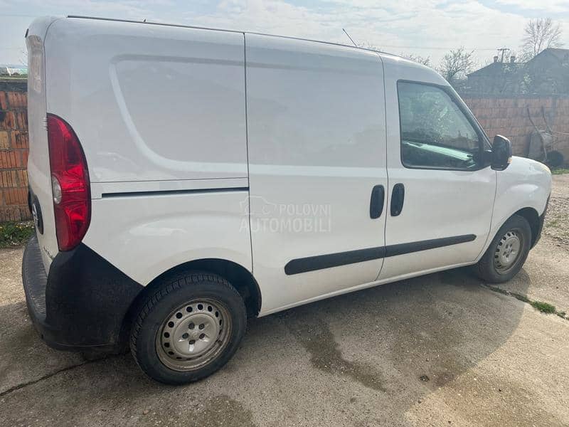 Opel Combo PRVI VLASNIK