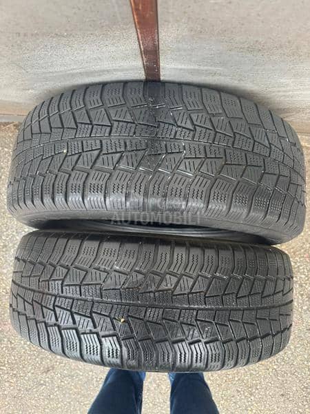 General 215/60 R16 Zimska