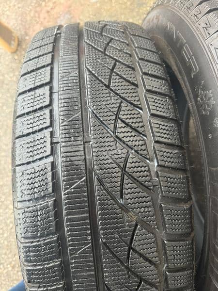 Ostalo 225/65 R17 Zimska