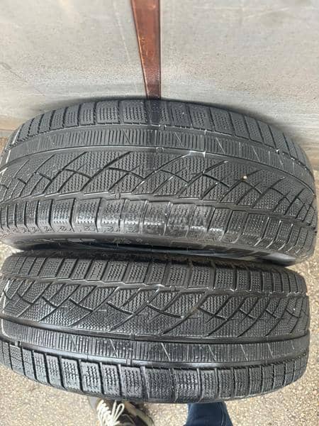 Ostalo 225/65 R17 Zimska