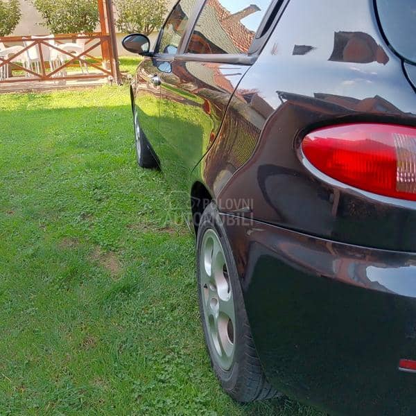 Alfa Romeo 147 1.6 ts