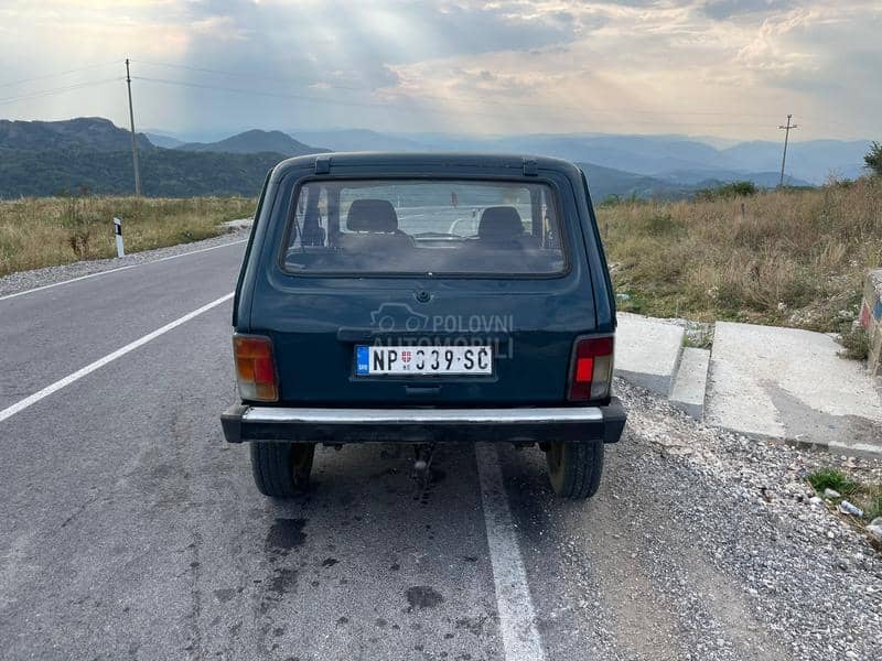 Lada Niva 