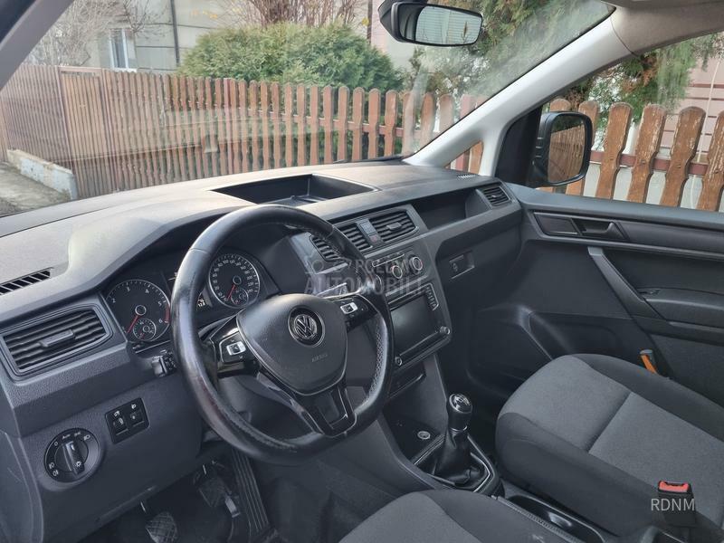 Volkswagen Caddy Maxi TDI/102 KS/NAV