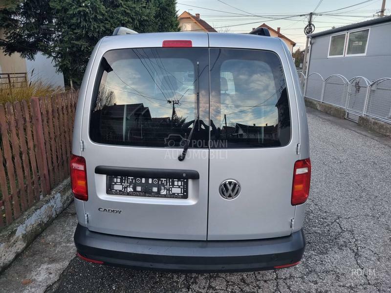 Volkswagen Caddy Maxi TDI/102 KS/NAV