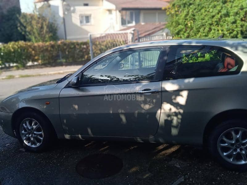 Alfa Romeo 147 1.6