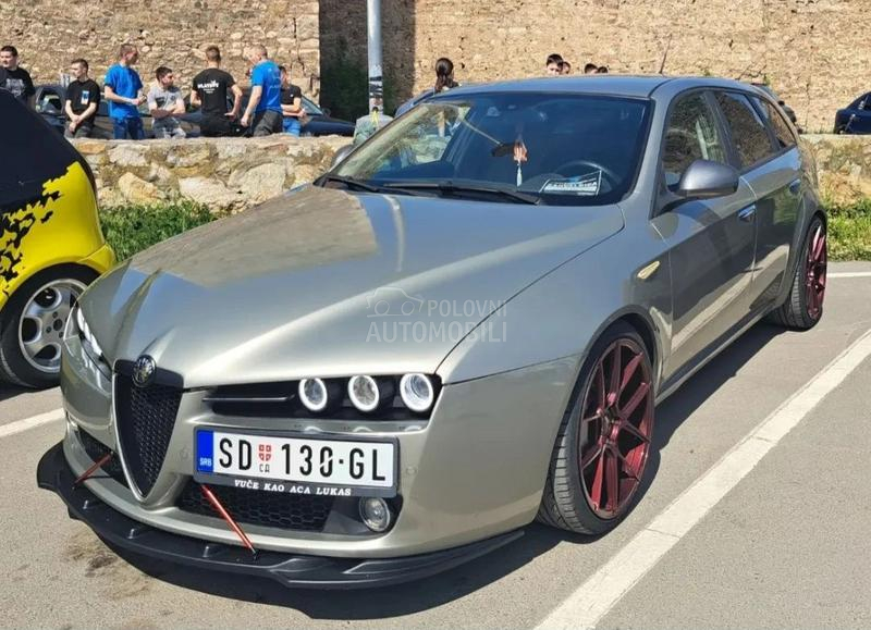 Alfa Romeo 159 