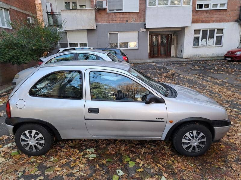 Opel Corsa B 