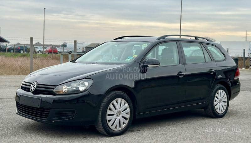 Volkswagen Golf 6 1.6 TDI // NAV