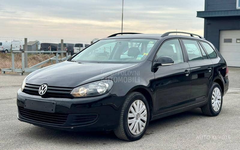 Volkswagen Golf 6 1.6 TDI // NAV