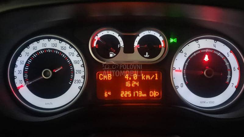 Fiat 500L 1.6d NAV/PANO/TEMP