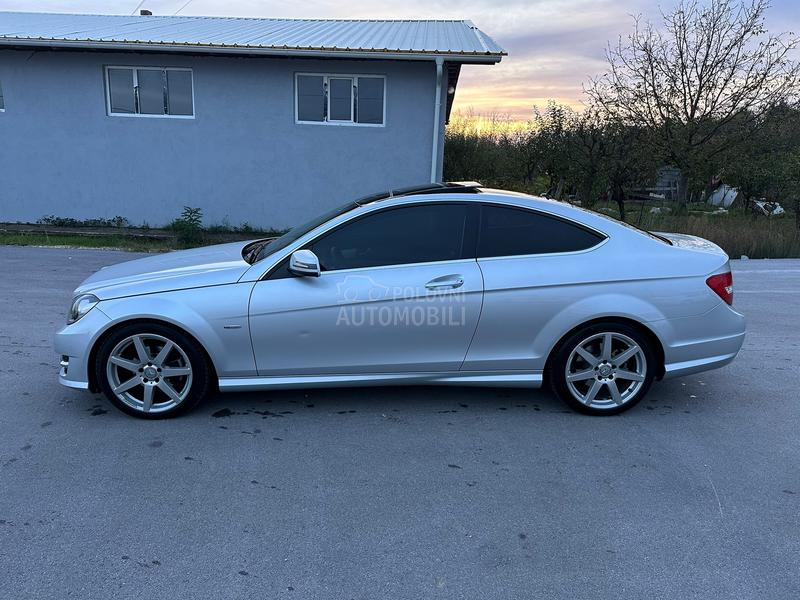 Mercedes Benz C 220 AMG COUPE