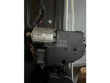 Motor panorame u kabini za Audi Q7 od 2005. do 2014. god.