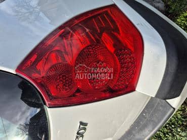 desno stop svetlo za Peugeot 307 od 2005. do 2009. god.