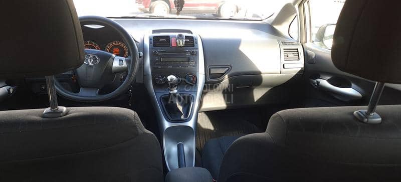 Toyota Auris 1,33