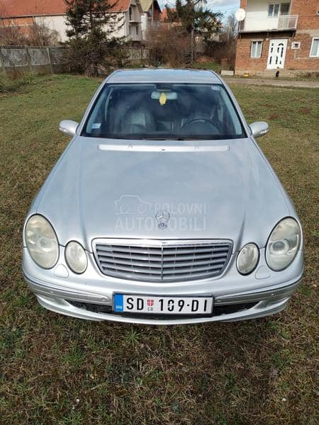 Mercedes Benz E 270 