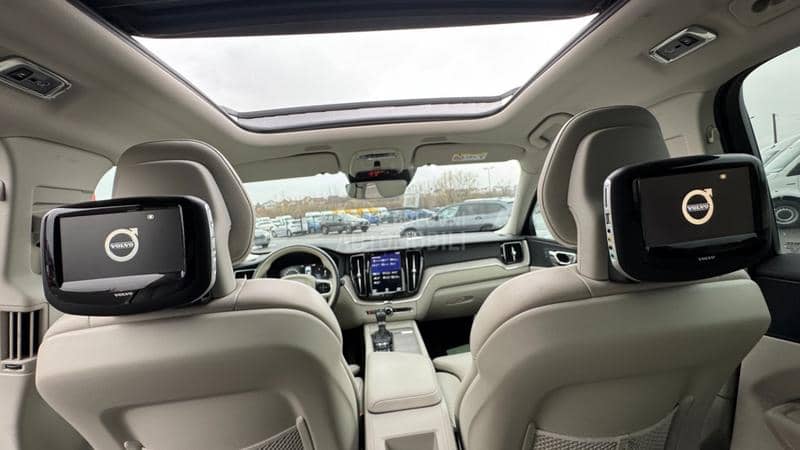 Volvo XC60 Inscription/Pano/AWD