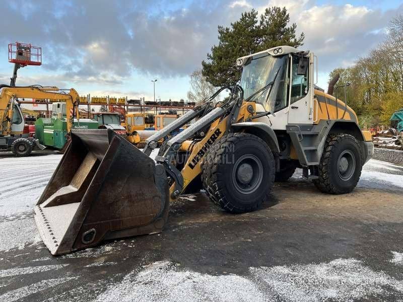 Liebherr L538