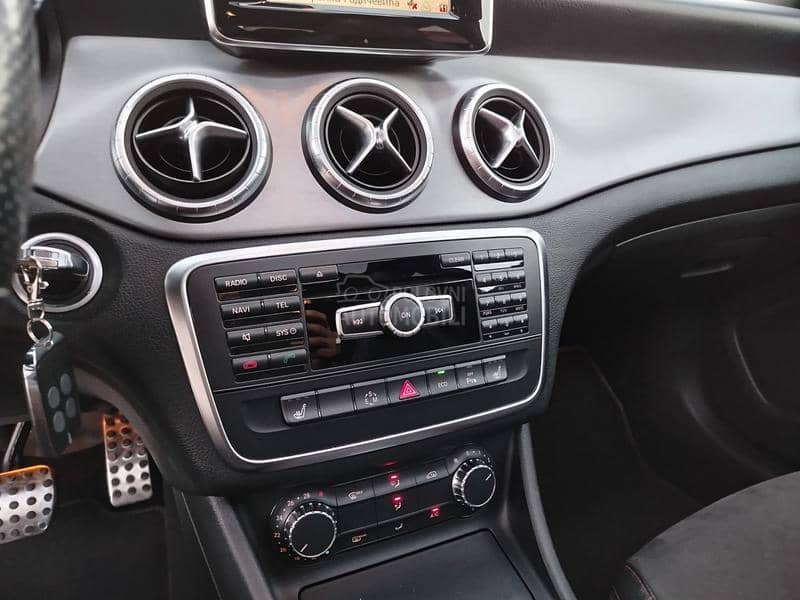 Mercedes Benz CLA 200 CLA 200 CDI