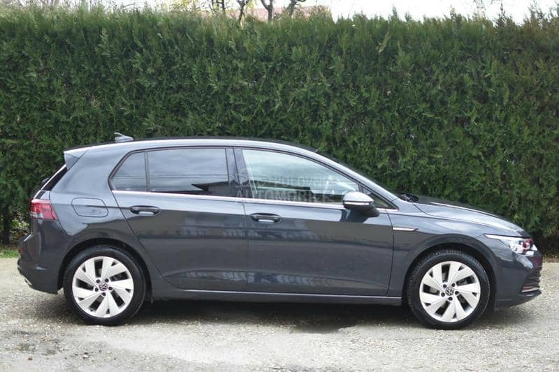 Volkswagen Golf 8 2.0TDI/DSG