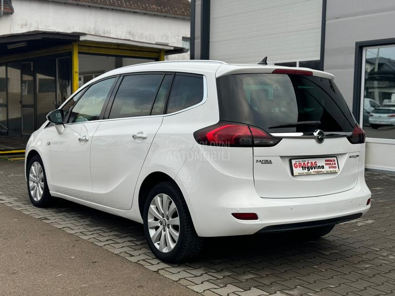 Opel Zafira 1.6 CNG COSMO NAV