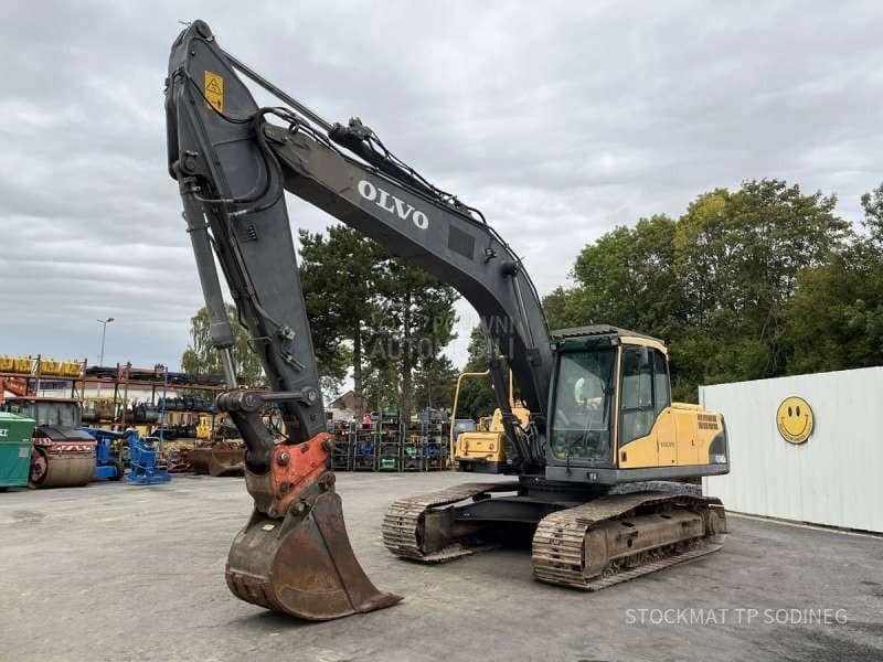 Volvo EC240CNL