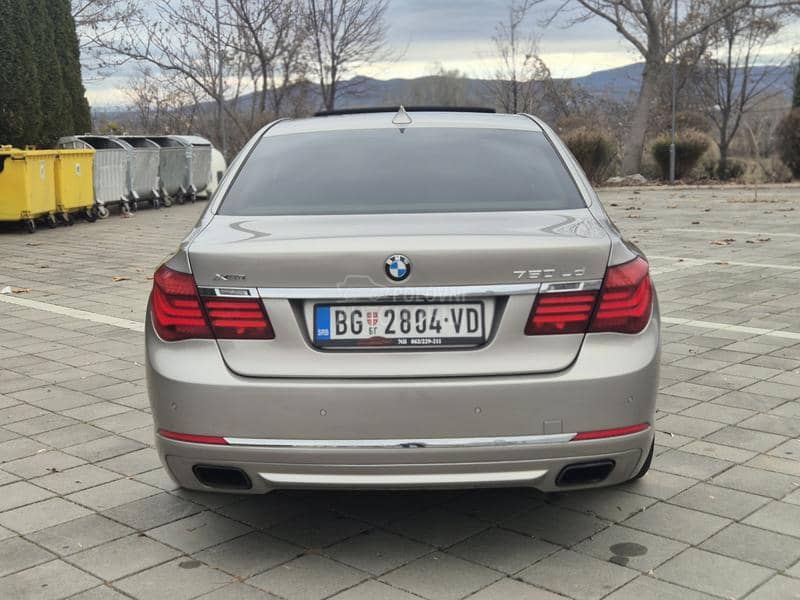 BMW 750 Xdrive long facelift