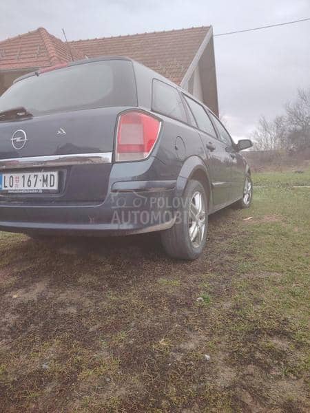 Opel Astra H 