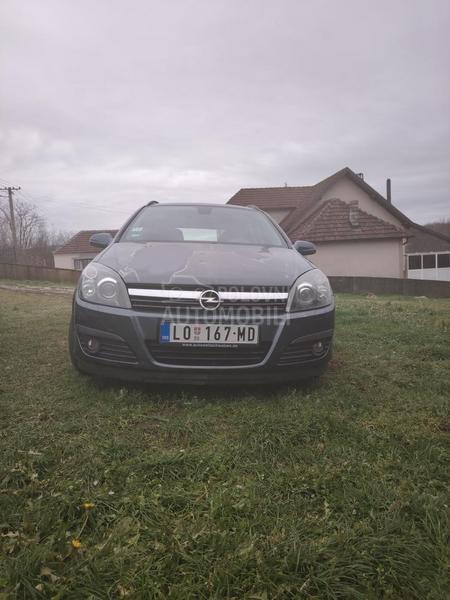 Opel Astra H 