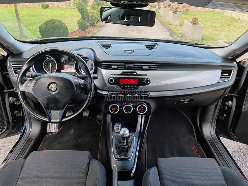 Alfa Romeo Giulietta 1.4 TB  .CH.