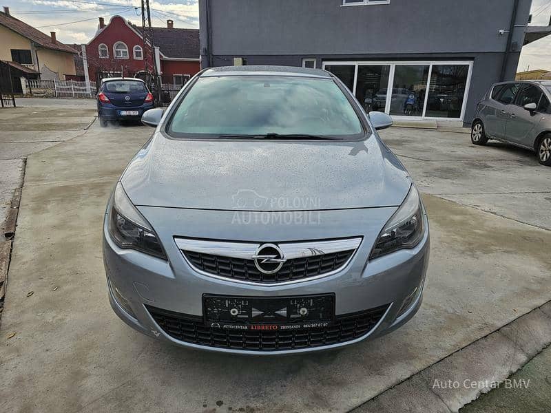 Opel Astra J 1.4