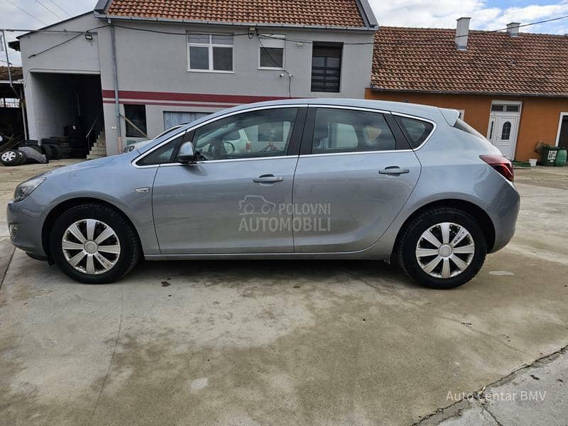 Opel Astra J 1.4