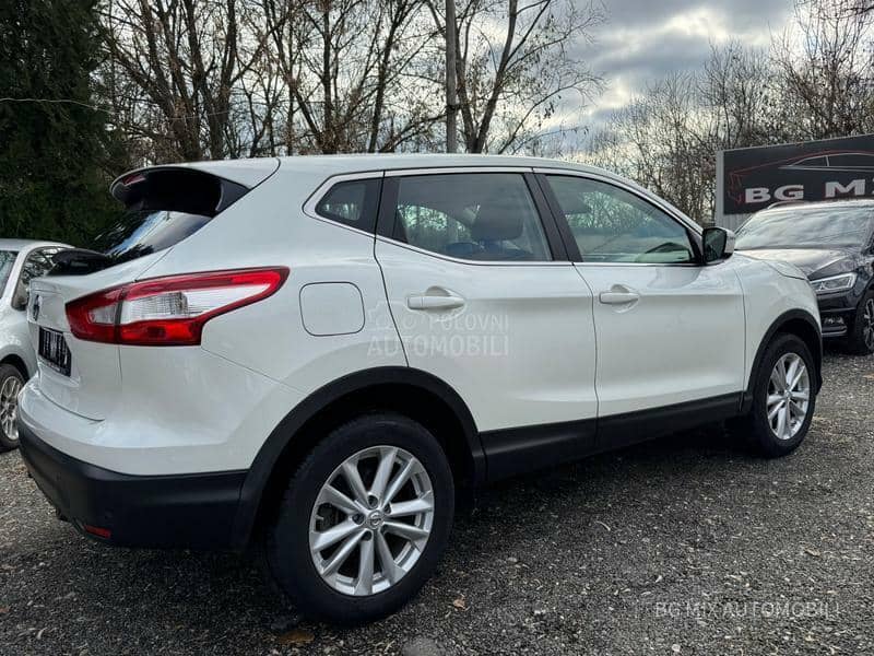 Nissan Qashqai 1.2Dig-T Kam/Led