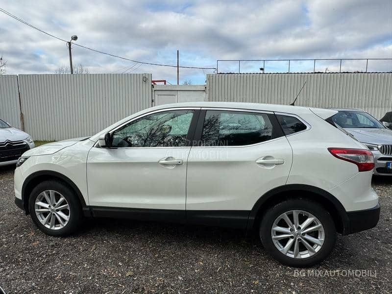 Nissan Qashqai 1.2Dig-T Kam/Led