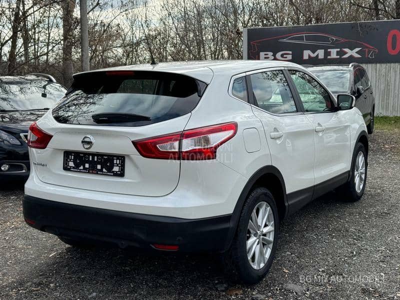 Nissan Qashqai 1.2Dig-T Kam/Led