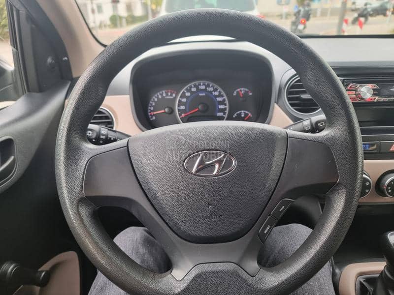 Hyundai i10 